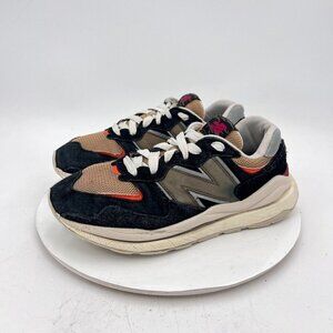 New Balance 57/40 Lunar New Year Men Sz 8.5 U5740CNB Black Poppy Training Shoes